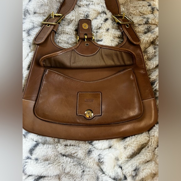 NICE Coach Vintage Y2K Legacy Burnished Tan Leather Hobo Saddlebag Purse 9340 - Picture 3 of 10